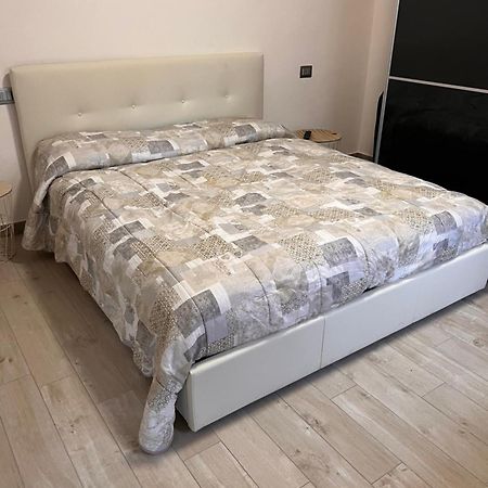 Casa Mario Lägenhet Riva del Garda Exteriör bild
