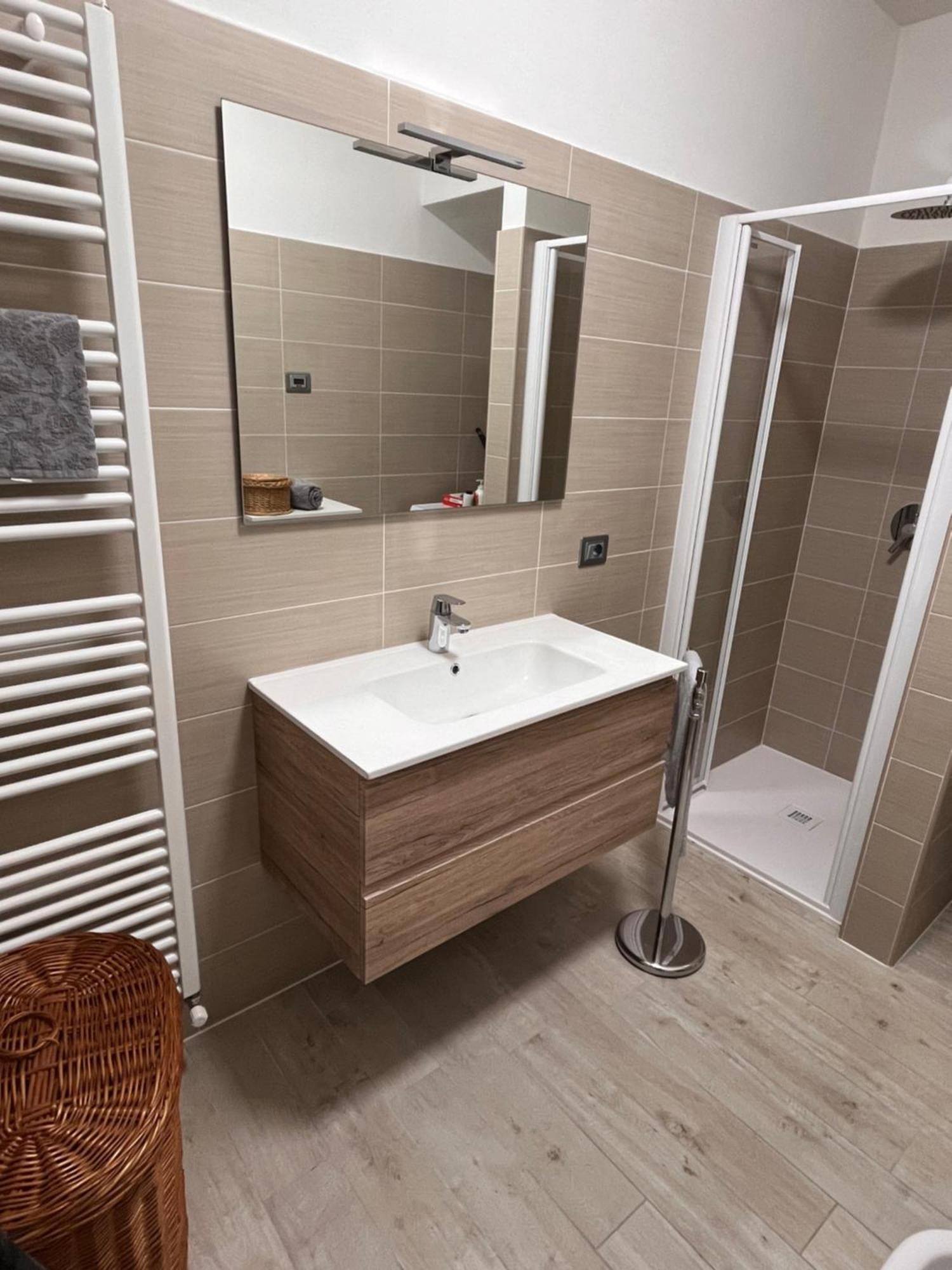 Casa Mario Lägenhet Riva del Garda Exteriör bild