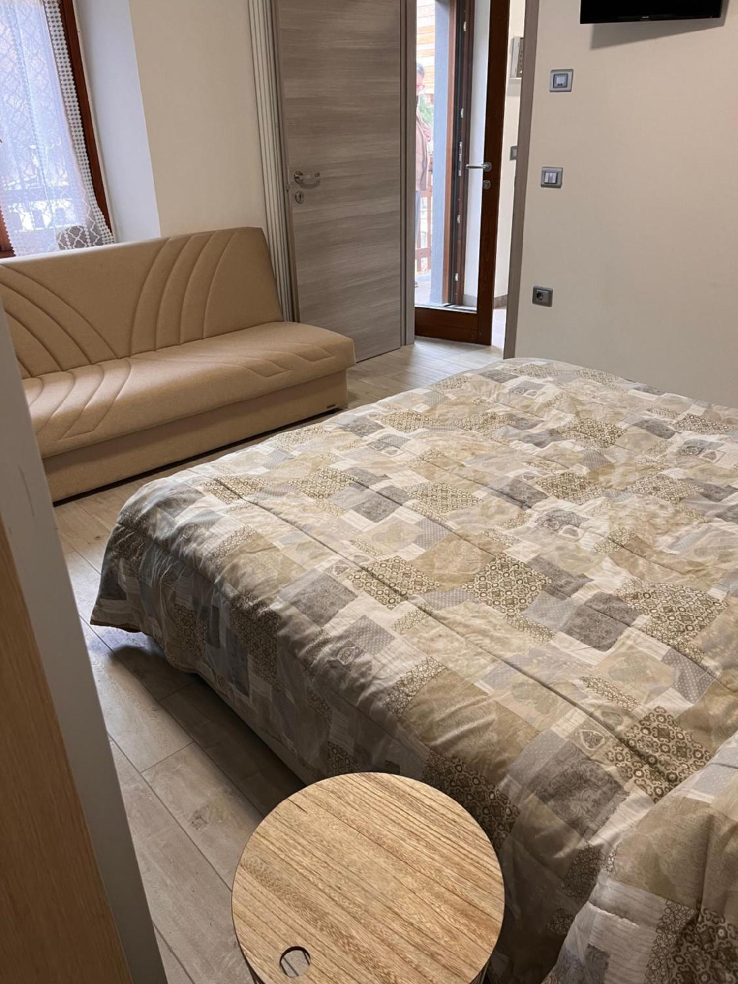 Casa Mario Lägenhet Riva del Garda Exteriör bild
