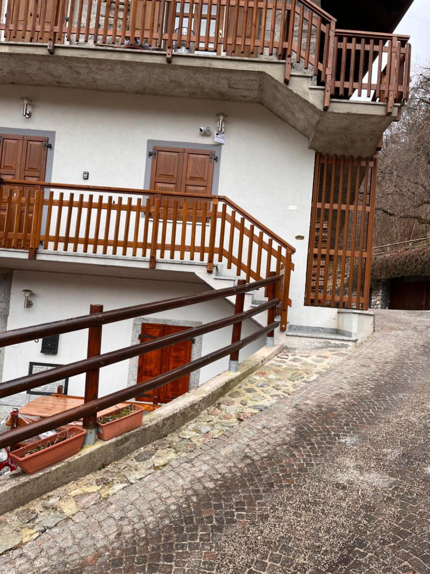 Casa Mario Lägenhet Riva del Garda Exteriör bild